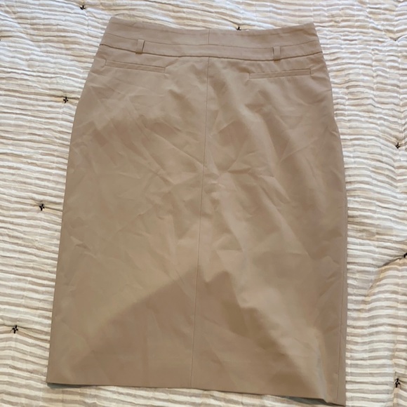 How & wen beige pencil skirt - Picture 1 of 3